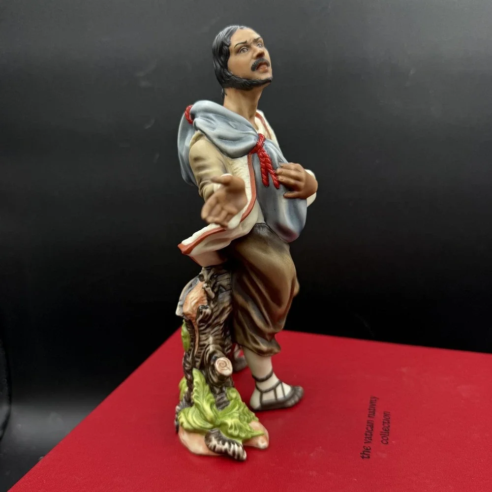 Edizioni Musei Vaticani Porcelain Shepherd Figurine Brown Medium Nativity Adults